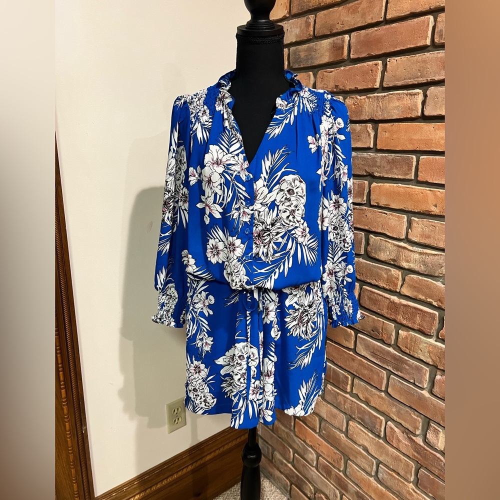 Women’s Fleur Bleue Blue Romper with white/pink flowers Size 10